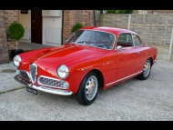 Alfa Romeo Giulietta Sprint Veloce photograph