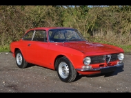 Alfa Romeo Giulia GT 1600 Junior photograph