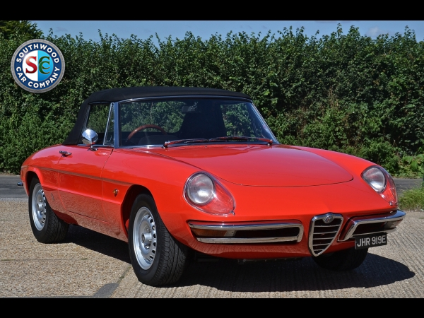 Main photograph for Alfa Romeo Duetto Spider