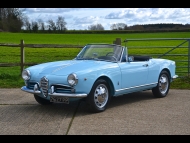 Alfa Romeo Giulietta Spider photograph