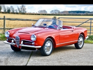 Alfa Romeo Giulia Spider photograph