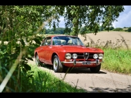 Alfa Romeo 1750 GTV Mk 2 photograph